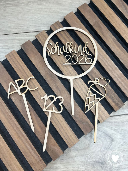 .Einschulung - Caketopper | Kuchentopper | Dekostecker "Schulkind 2026"