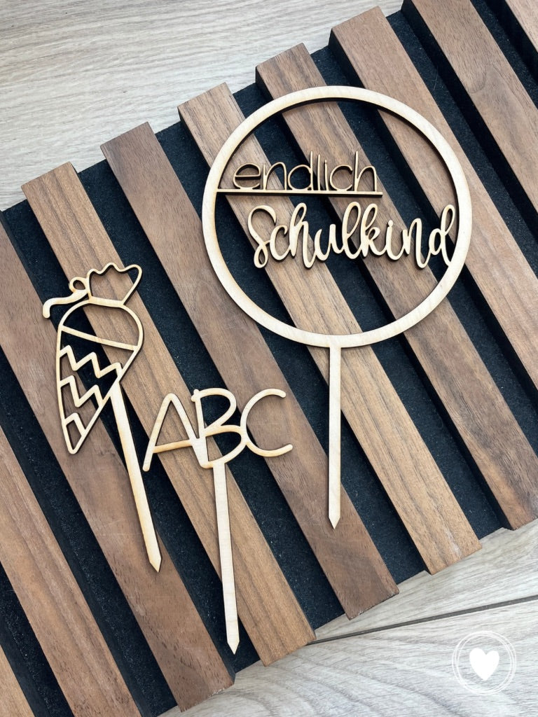 .Einschulung - Caketopper | Kuchentopper | Dekostecker "endlich Schulkind"
